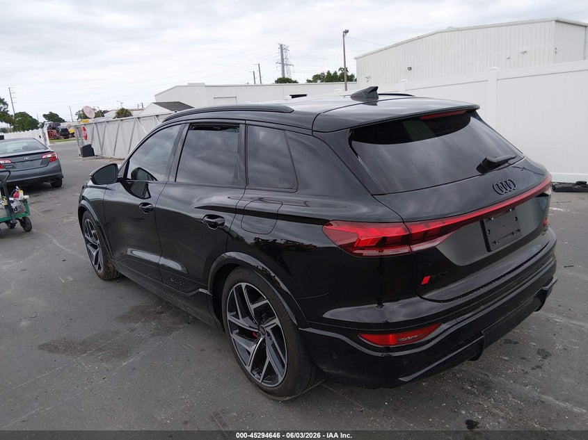 2025 Audi Sq8 VIN WA135BGF7SA024419 IAAI salvage auction — FRONT END, Salvage Title, sold $21,600 on 2026-07-09 (photo 3)