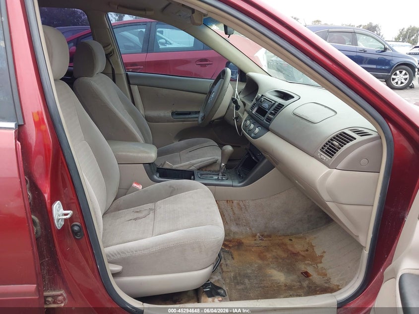 2006 Toyota Camry VIN 4T1BE32K26U124150 IAAI salvage auction — NORMAL WEAR, Clear - Dealer Only (California), sold $425 on 2026-07-09 (photo 5)