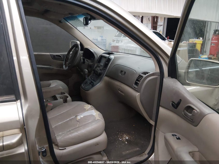 2008 Kia SEDONA VIN KNDMB233486207531 IAAI salvage auction — RIGHT FRONT, Salvage (Arizona), sold $375 on 2026-07-14 (photo 5)
