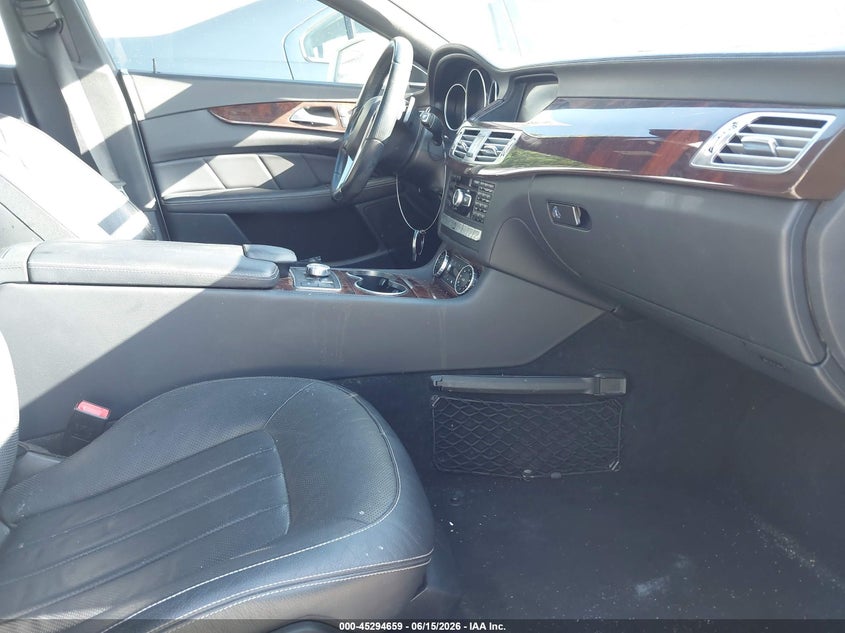 2014 Mercedes-benz Cls-class VIN WDDLJ9BB1EA118904 IAAI salvage auction — NORMAL WEAR, Clear (Texas), sold $2,300 on 2026-08-12 (photo 5)
