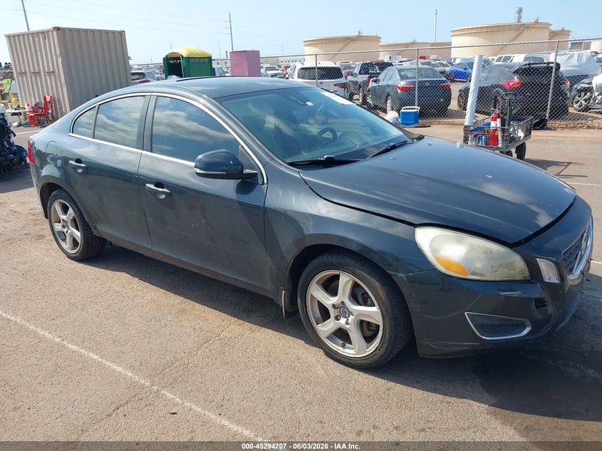 2012 Volvo S60 VIN YV1622FS7C2115870 IAAI salvage auction — NORMAL WEAR, Clear (Hawaii), sold $200 on 2026-07-14 (photo 1)