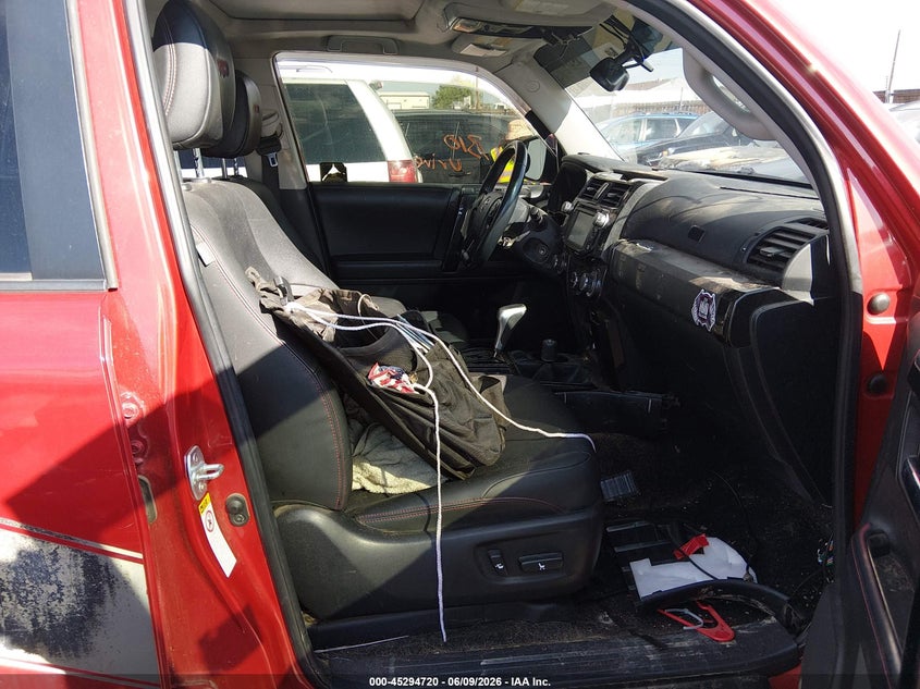 2019 Toyota 4runner VIN JTEBU5JR8K5653698 IAAI salvage auction — BIO HAZARD, Salvage (Colorado), sold $9,050 on 2026-07-21 (photo 5)
