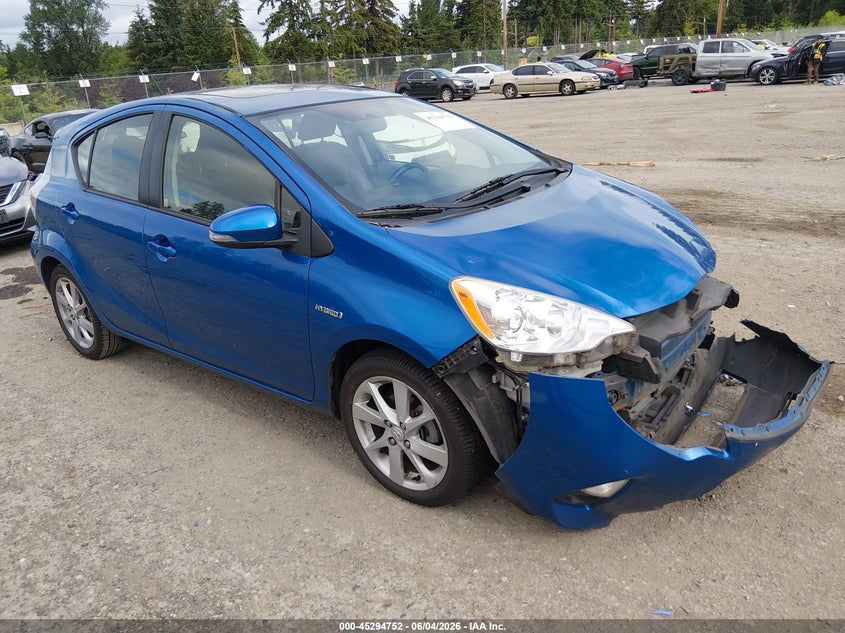 2014 Toyota Prius c VIN JTDKDTB30E1068905 IAAI salvage auction — FRONT END, Salvage Title, sold $1,950 on 2026-07-15 (photo 1)