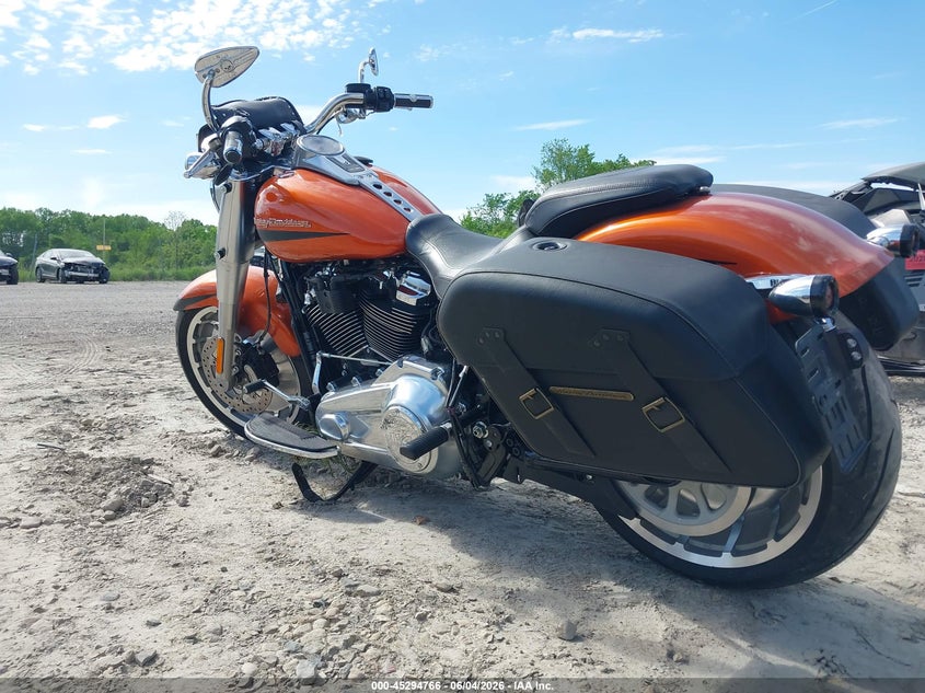 2019 Harley-davidson Fat boy VIN 1HD1YGK24KB020651 IAAI salvage auction — FRONT END, Salvage Title, sold $8,600 on 2026-08-11 (photo 3)
