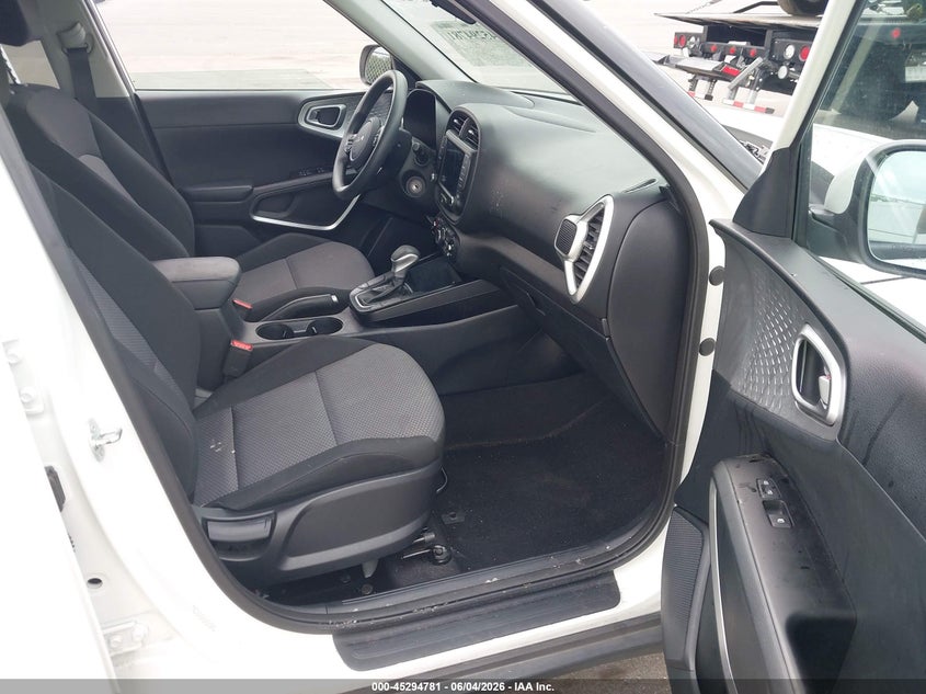 2024 Kia Soul VIN KNDJ23AUXR7905433 IAAI salvage auction — REAR END, Salvage Title, sold $3,250 on 2026-07-20 (photo 5)