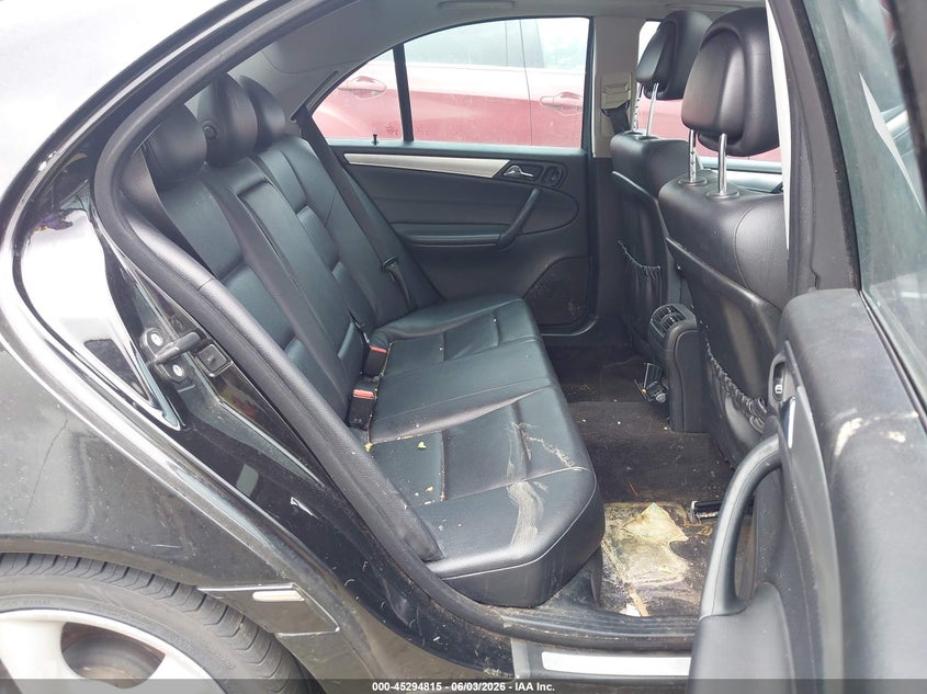 2006 Mercedes-benz C class VIN WDBRF52H56A825524 IAAI salvage auction — NORMAL WEAR, Clear (Washington), sold $425 on 2026-07-15 (photo 8)
