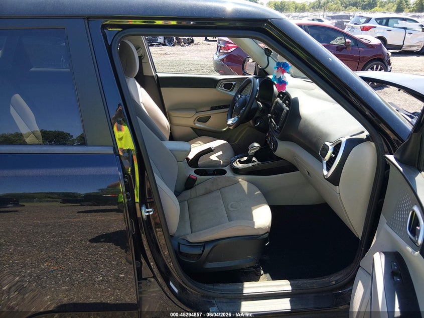 2023 Kia Soul VIN KNDJ23AU1P7876417 IAAI salvage auction — FRONT END, Salvage Title, sold $1,800 on 2026-07-28 (photo 5)