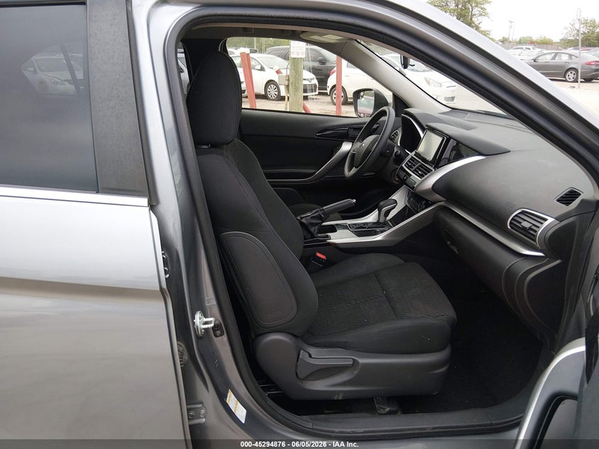 2018 Mitsubishi Eclipse cross VIN JA4AS3AA6JZ065420 IAAI salvage auction — FRONT & REAR, Salvage (Illinois), sold $1,375 on 2026-07-28 (photo 5)