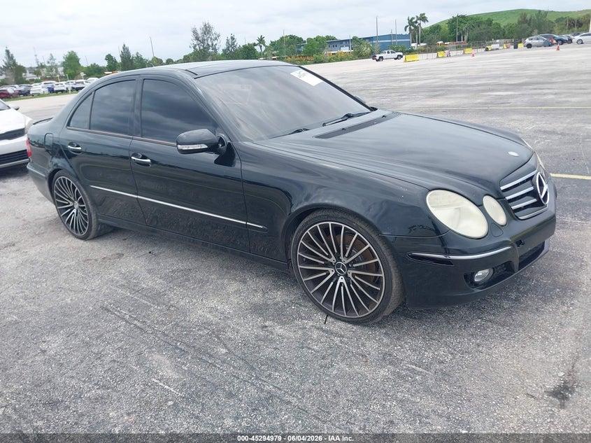 2008 Mercedes-benz E-class VIN WDBUF72X28B355303 IAAI salvage auction — NORMAL WEAR, Clear (Florida), sold $425 on 2026-07-23 (photo 1)