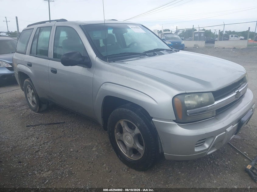 2008 Chevrolet Trailblazer VIN 1GNDS13S082227629 IAAI salvage auction — NORMAL WEAR, Clear (Tennessee), sold $450 on 2026-07-09 (photo 1)