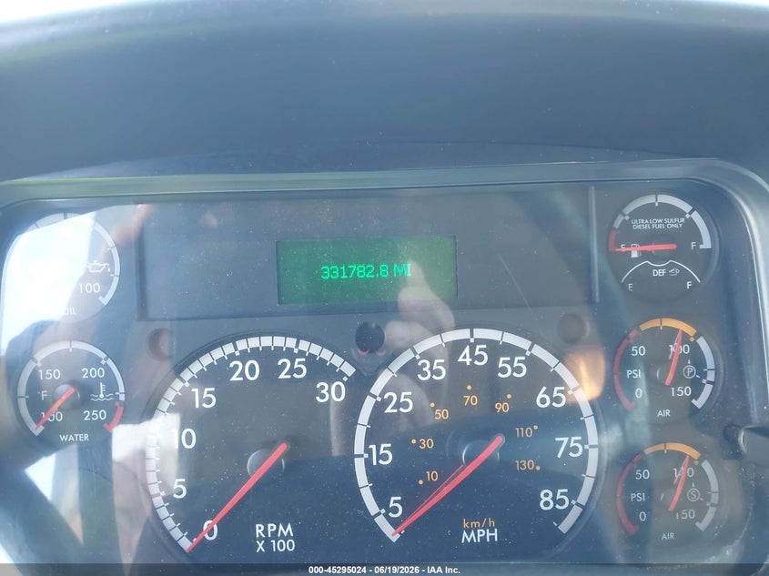 2017 Freightliner M2 106 VIN 3ALACXDT2HDJG1896 IAAI salvage auction — NORMAL WEAR, Clear (North Carolina), sold $7,600 on 2026-07-22 (photo 5)