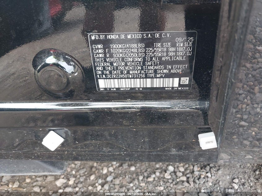 2026 Honda Hr-v VIN 3CZRZ2H50TM731256 IAAI salvage auction — SIDE, Salvage Title, sold $8,500 on 2026-07-28 (photo 9)