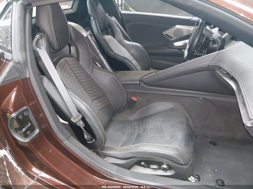 2023 Chevrolet Corvette VIN 1G1YB3D46P5108639 IAAI salvage auction — SIDE, Salvage Title, sold $31,500 on 2026-08-01 (photo 8)