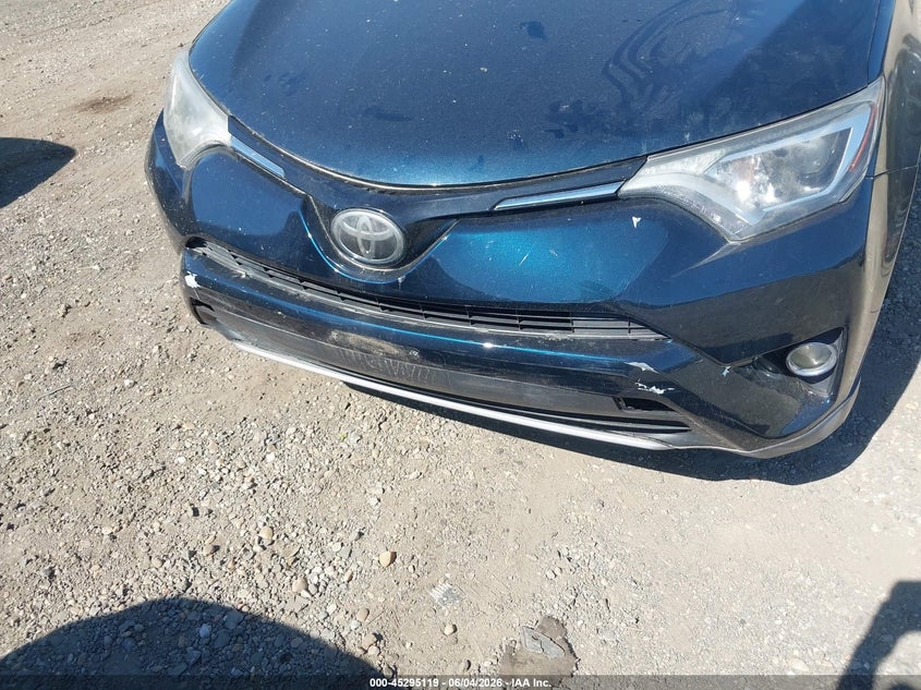 2017 Toyota Rav 4 VIN JTMRFREV8HD204984 IAAI salvage auction — FRONT & REAR, Salvage Title, sold $7,800 on 2026-07-07 (photo 6)