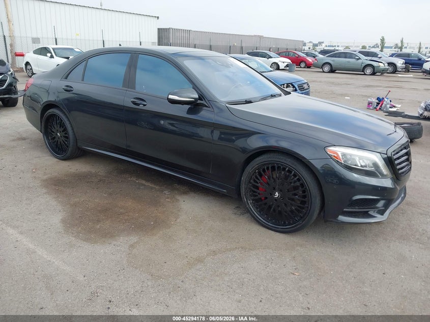 2015 Mercedes-benz S-klasse VIN WDDUG8CB5FA135234 IAAI salvage auction — LEFT SIDE, Salvage Title, sold $7,450 on 2026-07-06 (photo 1)