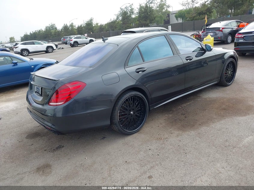 2015 Mercedes-benz S-klasse VIN WDDUG8CB5FA135234 IAAI salvage auction — LEFT SIDE, Salvage Title, sold $7,450 on 2026-07-06 (photo 4)
