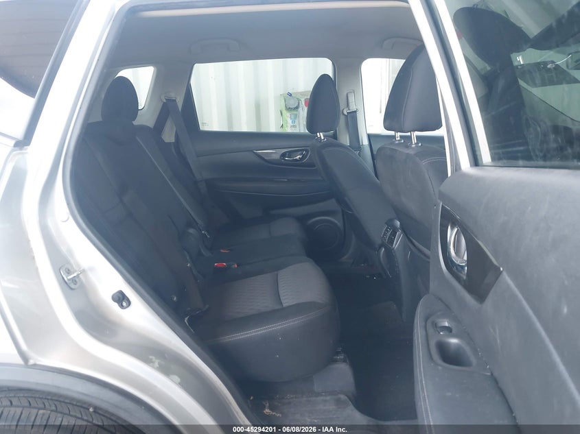 2019 Nissan Rogue VIN KNMAT2MV7KP509199 IAAI salvage auction — RIGHT FRONT, Salvage Title, sold $2,200 on 2026-07-14 (photo 8)