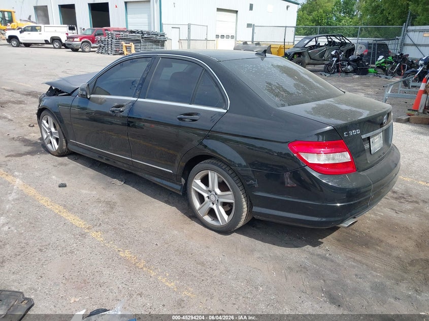 2011 Mercedes-benz C-klasse VIN WDDGF8BB1BR185108 IAAI salvage auction — FRONT END, Clear (Michigan), sold $675 on 2026-07-27 (photo 3)