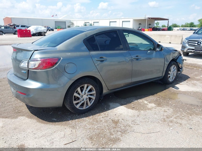 2012 Mazda 3 VIN JM1BL1V79C1663822 IAAI salvage auction — RIGHT FRONT, Salvage Title, sold $550 on 2026-07-15 (photo 4)