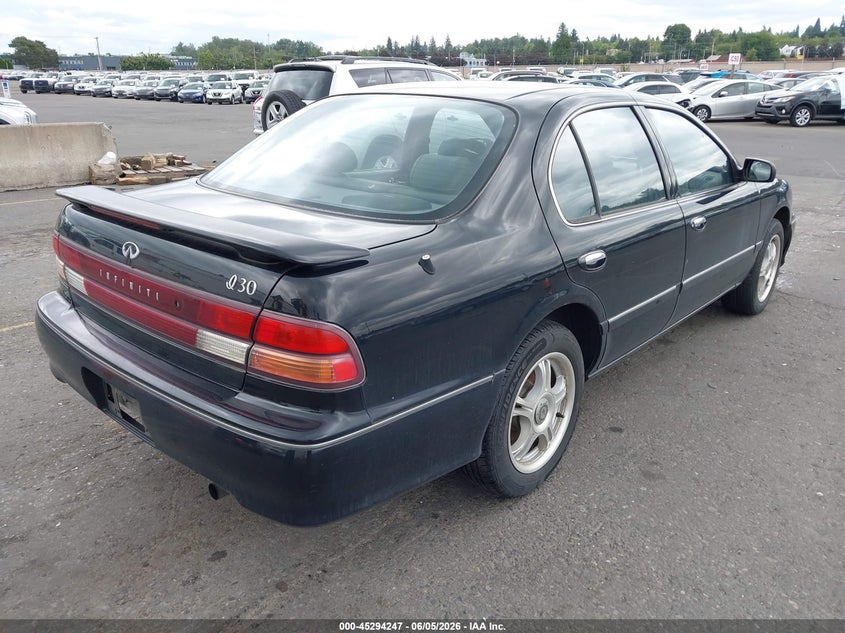 1997 Infiniti I30 VIN JNKCA21D4VT515255 IAAI salvage auction — FRONT END, Salvage (Oregon), sold $25 on 2026-07-30 (photo 4)