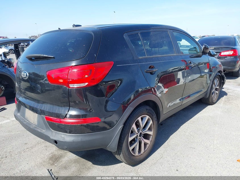 2016 Kia Sportage VIN KNDPBCAC5G7853417 IAAI salvage auction — LEFT FRONT, Salvage Title, sold $900 on 2026-07-07 (photo 4)