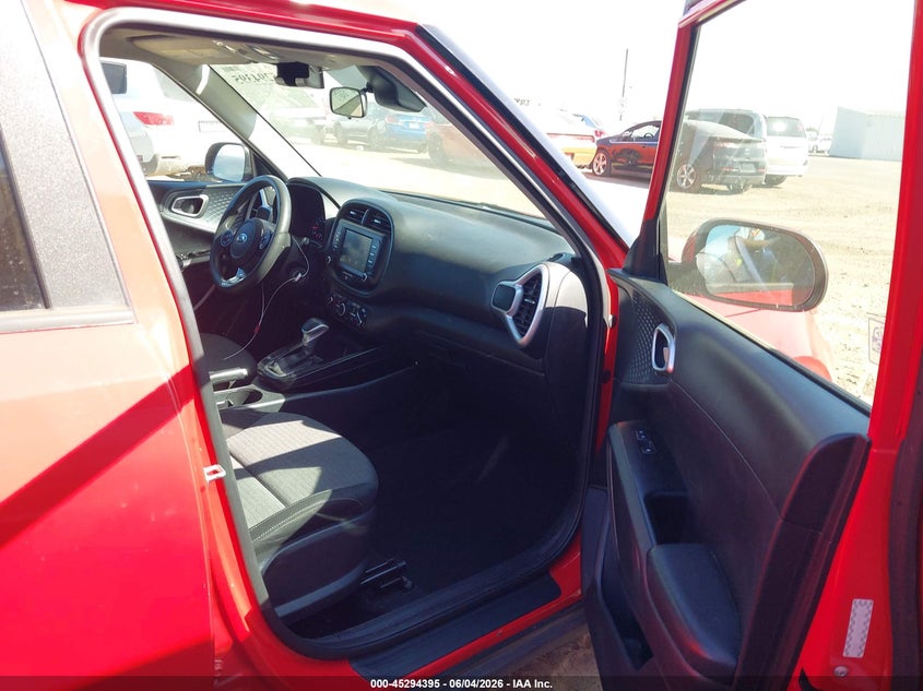 2021 Kia Soul VIN KNDJ23AU2M7138167 IAAI salvage auction — RIGHT REAR, Salvage (Arizona), sold $2,000 on 2026-07-28 (photo 5)