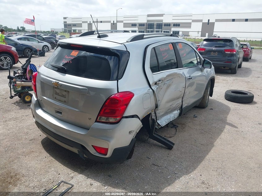 2019 Chevrolet Trax VIN KL7CJLSB0KB963334 IAAI salvage auction — BIO HAZARD, Salvage (Texas), sold $25 on 2026-07-28 (photo 4)