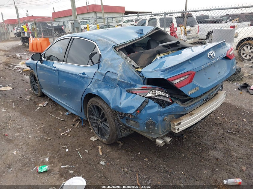 2024 Toyota Camry VIN 4T1K61AK2RU241959 IAAI salvage auction — FRONT & REAR, Salvage Title, sold $2,950 on 2026-07-30 (photo 3)