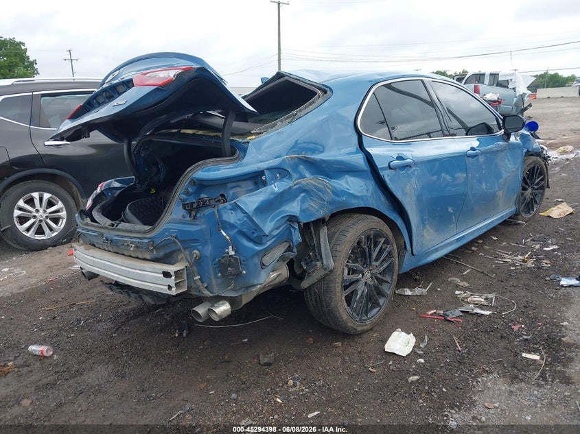 2024 Toyota Camry VIN 4T1K61AK2RU241959 IAAI salvage auction — FRONT & REAR, Salvage Title, sold $2,950 on 2026-07-30 (photo 4)