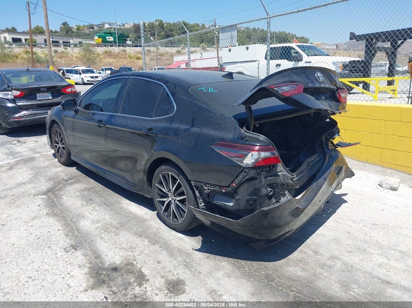 2021 Toyota Camry VIN 4T1G11AK2MU513214 IAAI salvage auction — REAR END, Salvage Title, sold $4,450 on 2026-07-09 (photo 3)