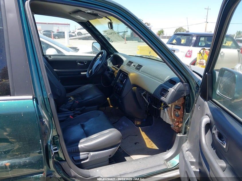 2001 Honda Cr-v VIN JHLRD187X1S011793 IAAI salvage auction — NORMAL WEAR, Salvage (California), sold $550 on 2026-07-09 (photo 5)