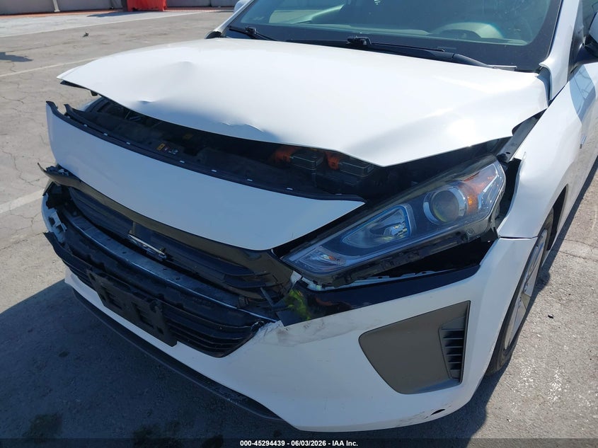 2019 Hyundai Ioniq VIN KMHC65LC2KU107539 IAAI salvage auction — FRONT & REAR, Salvage (California), sold $1,475 on 2026-07-29 (photo 6)