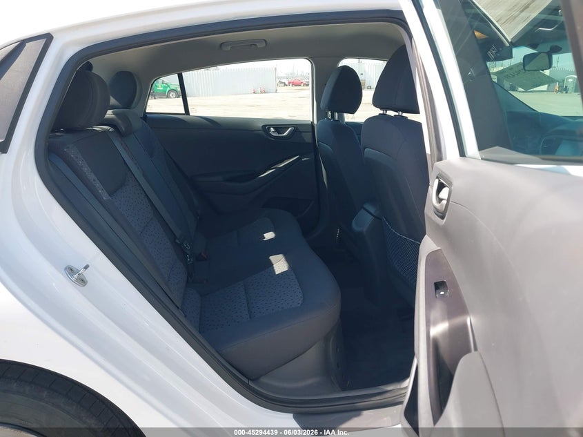 2019 Hyundai Ioniq VIN KMHC65LC2KU107539 IAAI salvage auction — FRONT & REAR, Salvage (California), sold $1,475 on 2026-07-29 (photo 8)