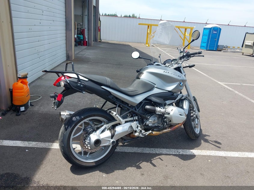 2007 BMW R 1200 VIN WB10398077ZS25681 IAAI salvage auction — NORMAL WEAR, Clear (Oregon), sold $950 on 2026-07-14 (photo 4)