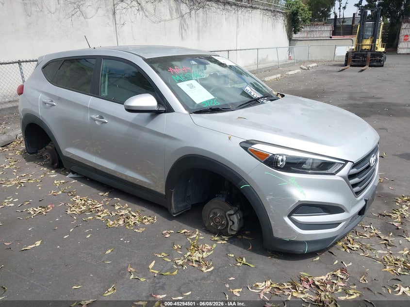 2017 Hyundai Tucson VIN KM8J23A45HU533219 IAAI salvage auction — THEFT, Salvage Title, sold $2,950 on 2026-08-02 (photo 1)