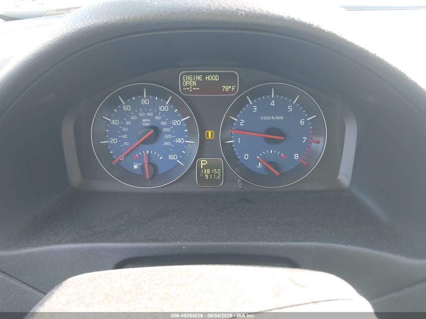 2012 Volvo C30 VIN YV1672MK8C2286941 IAAI salvage auction — RIGHT FRONT, Salvage Title, sold $800 on 2026-07-14 (photo 7)