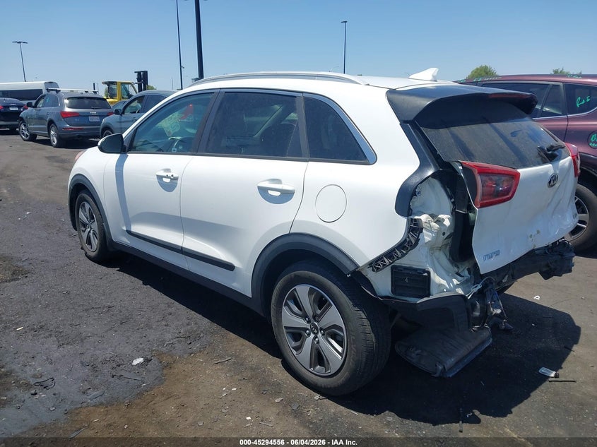 2017 Kia Niro VIN KNDCB3LCXH5104377 IAAI salvage auction — REAR END, Salvage Title, sold $1,950 on 2026-07-17 (photo 3)