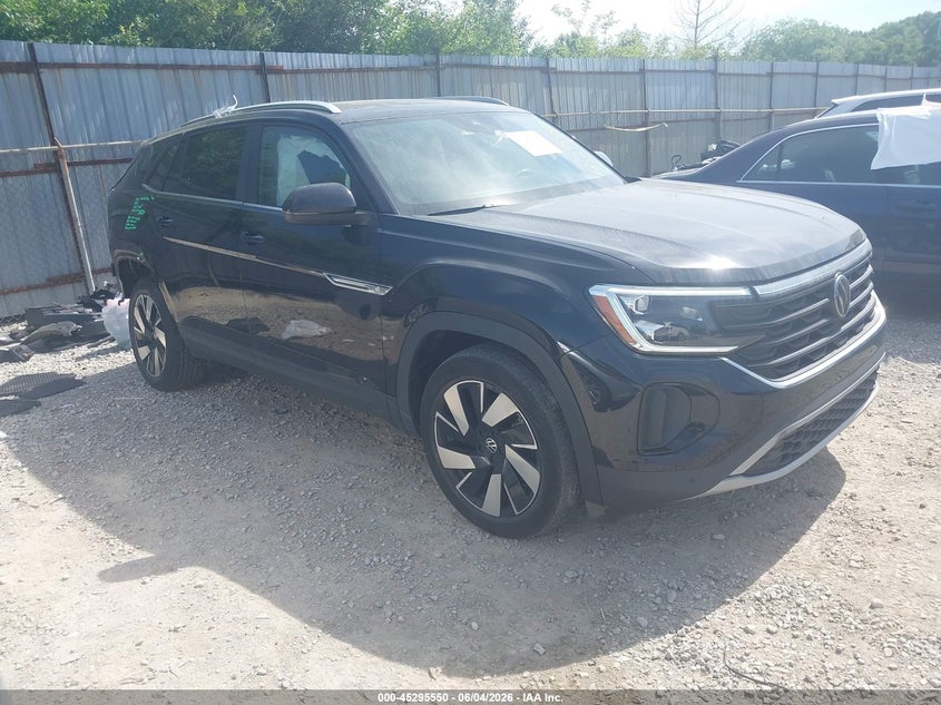 2024 Volkswagen Atlas cross sport VIN 1V2KE2CA3RC222486 — IAAI salvage auction photo