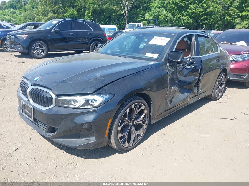 2025 BMW 3er VIN 3MW89CW05S8F34571 IAAI salvage auction — LEFT SIDE, Salvage Title, sold $20,500 on 2026-07-28 (photo 2)