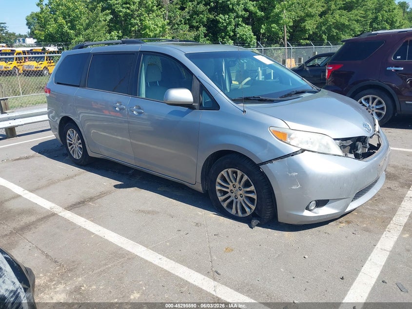 2014 Toyota Sienna VIN 5TDYK3DC7ES483705 IAAI salvage auction — FRONT END, Salvage Title, sold $2,300 on 2026-07-30 (photo 1)