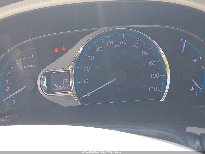 2014 Toyota Sienna VIN 5TDYK3DC7ES483705 IAAI salvage auction — FRONT END, Salvage Title, sold $2,300 on 2026-07-30 (photo 7)