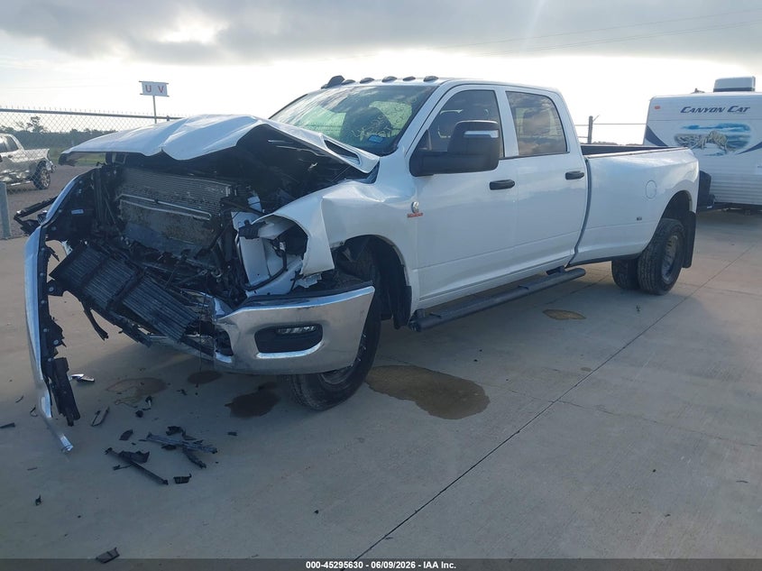 2026 Ram 3500 VIN 3C63RRGL1TG228622 IAAI salvage auction — FRONT END, Salvage Title, sold $16,400 on 2026-08-02 (photo 2)