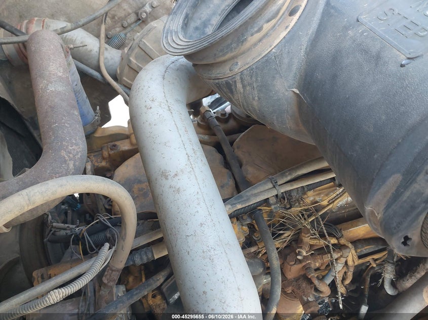 2003 Peterbilt 357 VIN 1NPALT0X73D807406 IAAI salvage auction — ALL OVER, Salvage (Georgia), sold $3,050 on 2026-07-29 (photo 9)