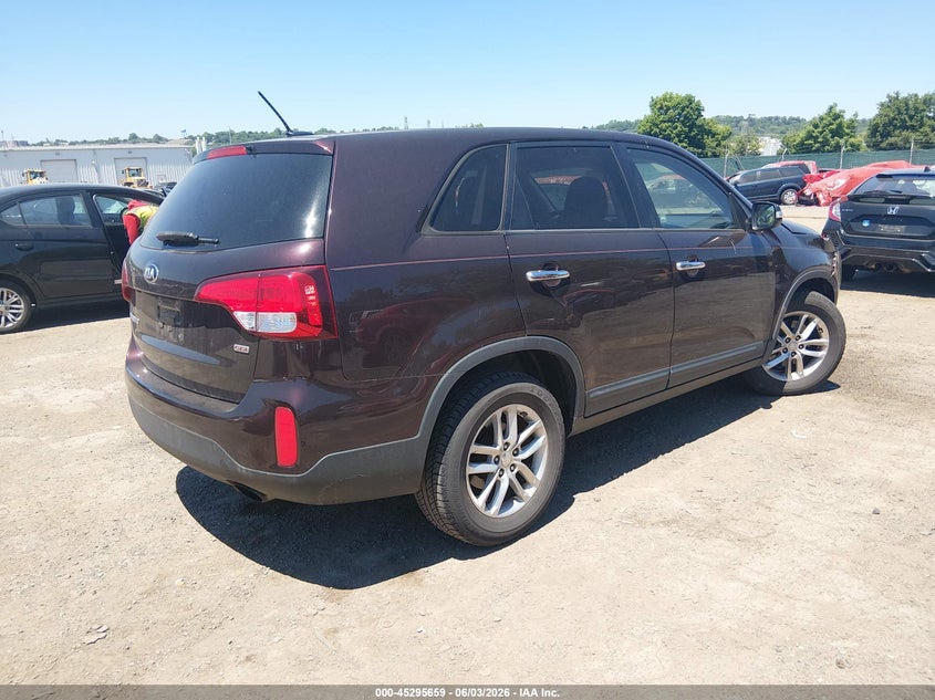 2014 Kia Sorento VIN 5XYKT3A6XEG523550 IAAI salvage auction — FRONT END, Salvage Title, sold $1,350 on 2026-07-17 (photo 4)