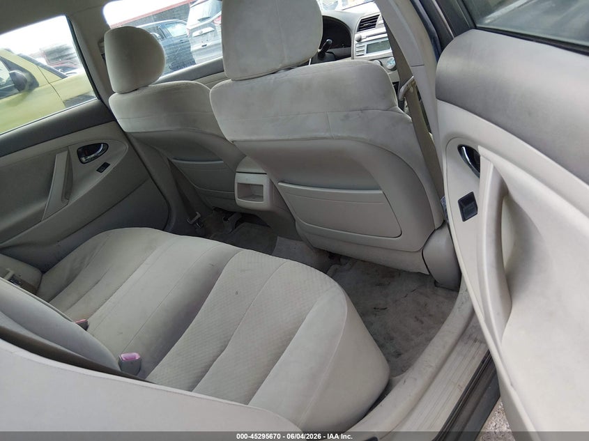 2007 Toyota Camry VIN JTNBE46K173068807 IAAI salvage auction — NORMAL WEAR, Original (Texas), sold $700 on 2026-07-20 (photo 8)