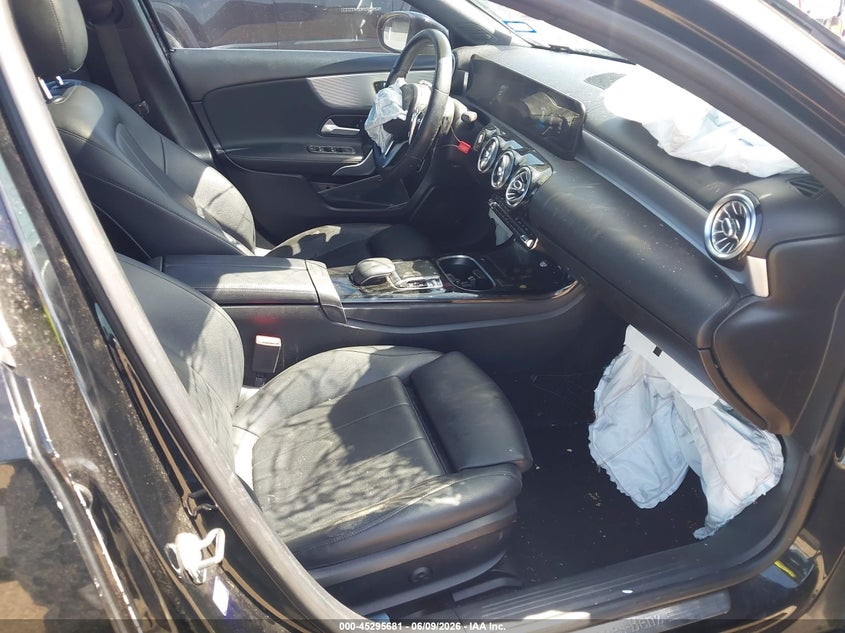 2019 Mercedes-benz A-klasse VIN WDD3G4EB3KW024437 IAAI salvage auction — FRONT END, Salvage Title, sold $3,150 on 2026-07-22 (photo 5)