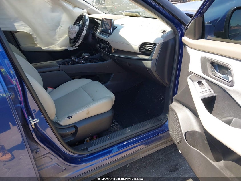 2021 Nissan Rogue VIN JN8AT3BA4MW011349 IAAI salvage auction — FRONT END, Salvage (North Carolina), sold $25 on 2026-07-30 (photo 5)