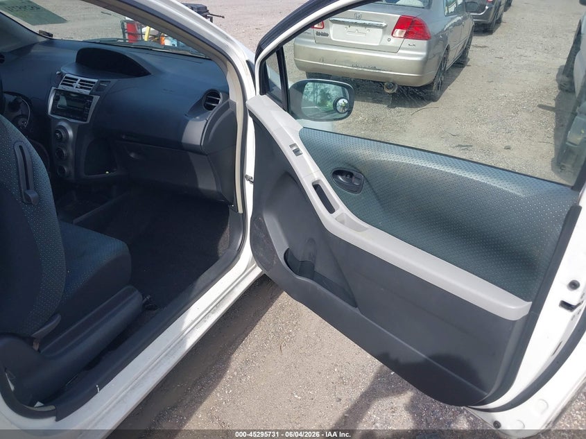 2007 Toyota Yaris VIN JTDJT923075135726 IAAI salvage auction — NORMAL WEAR, Clear (Florida), sold $650 on 2026-07-07 (photo 5)