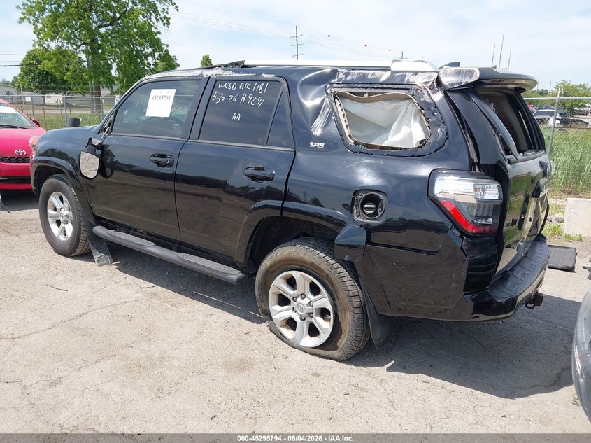 2018 Toyota 4runner VIN JTEZU5JR9J5191181 IAAI salvage auction — ROLLOVER, Salvage Title, sold $3,100 on 2026-08-02 (photo 3)