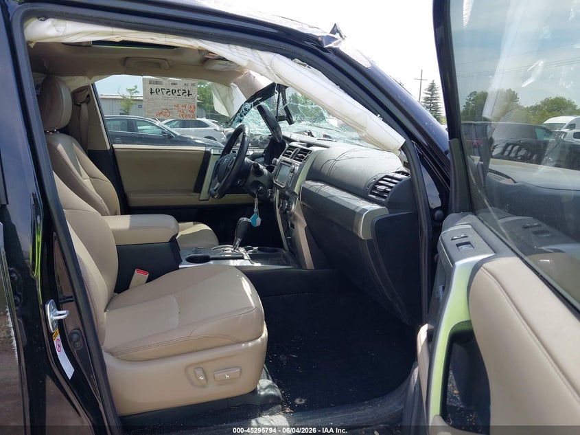 2018 Toyota 4runner VIN JTEZU5JR9J5191181 IAAI salvage auction — ROLLOVER, Salvage Title, sold $3,100 on 2026-08-02 (photo 5)